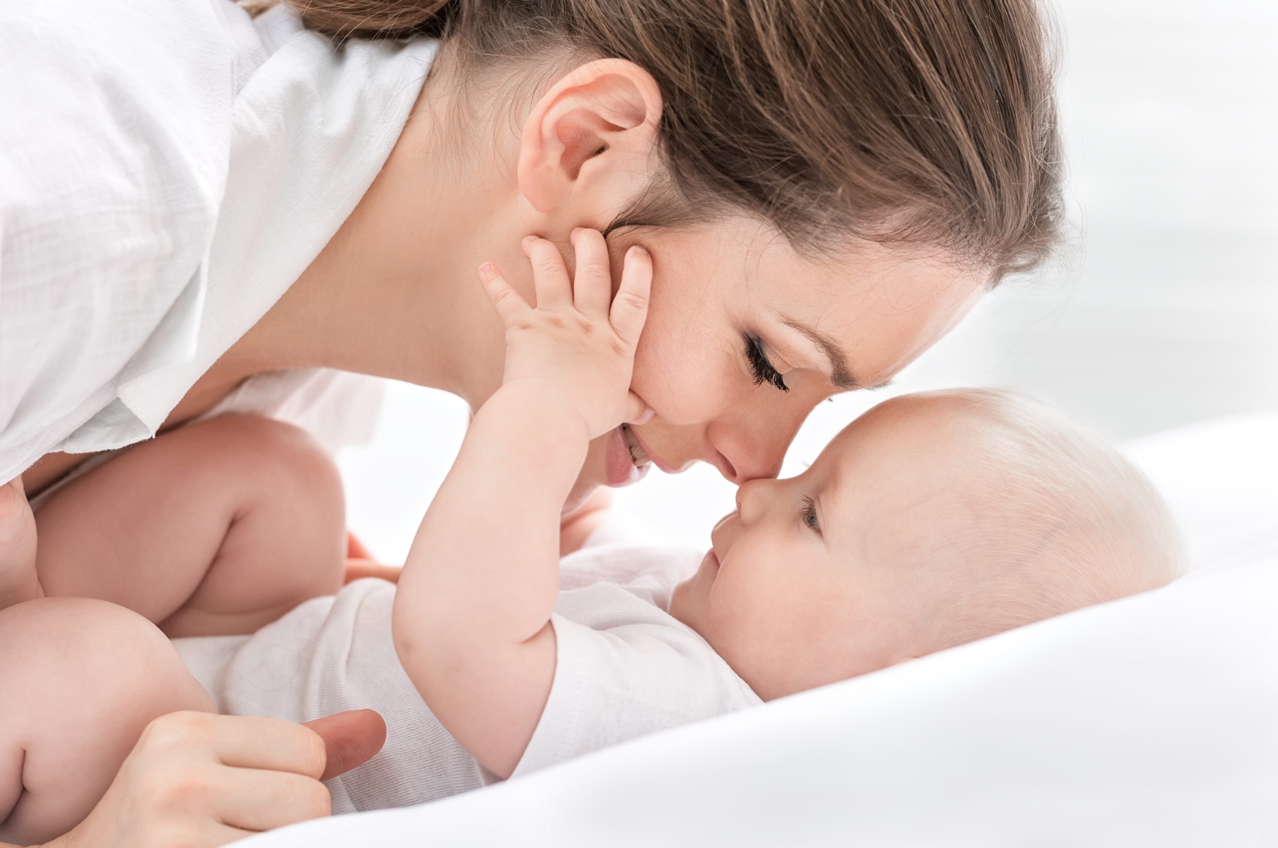 mama i niemowlę po wyleczeniu katarku